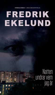 Natten undrar vem jag är (pocket)